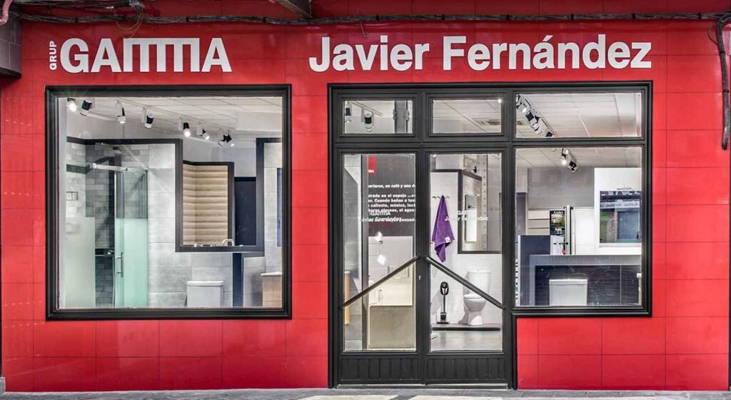 Fachada de Grupo AJF en la calle Nazaret de Fuenlabrada